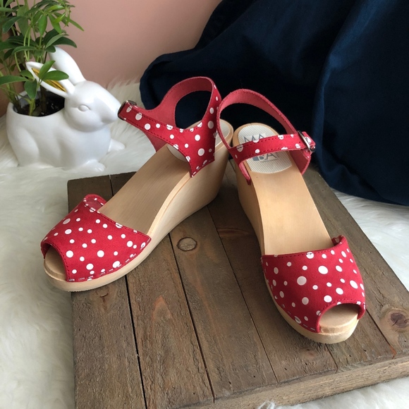 Anthropologie Shoes - Anthropologie Spot-On Wedges by Maguba